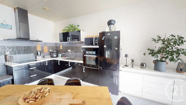 Appartement F4 &agrave; vendre - 4 pi&egrave;ces - 81,95 m2 - Maiche - 25 - FRANCHE-COMTE