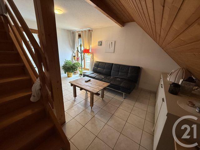 Appartement F5 &agrave; louer - 5 pi&egrave;ces - 68 m2 - Charquemont - 25 - FRANCHE-COMTE