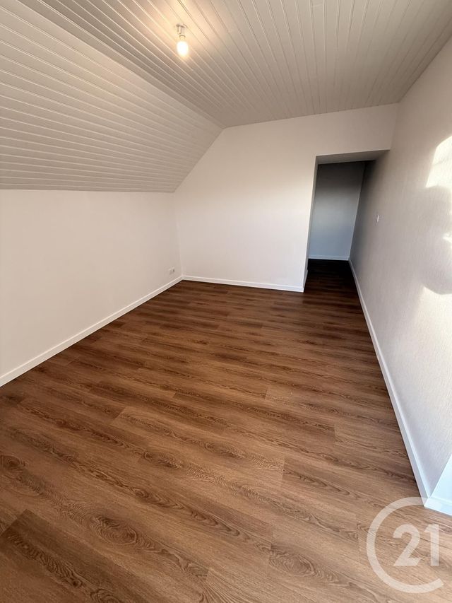 Maison &agrave; louer - 6 pi&egrave;ces - 152 m2 - Bonnetage - 25 - FRANCHE-COMTE
