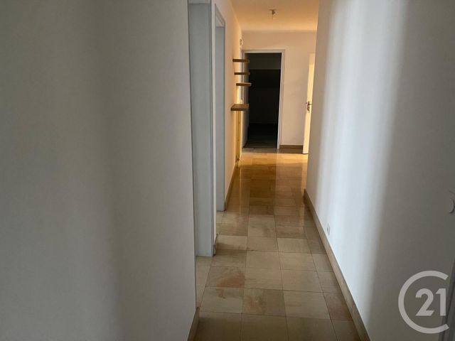 Appartement &agrave; vendre - 5 pi&egrave;ces - 85,83 m2 - Pontarlier - 25 - FRANCHE-COMTE