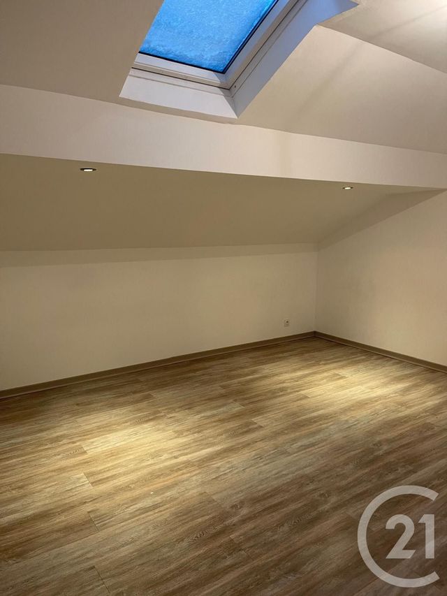Appartement &agrave; vendre - 5 pi&egrave;ces - 85,83 m2 - Pontarlier - 25 - FRANCHE-COMTE