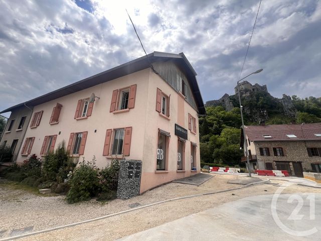 Appartement F5 &agrave; vendre - 5 pi&egrave;ces - 127,71 m2 - La Cluse Et Mijoux - 25 - FRANCHE-COMTE