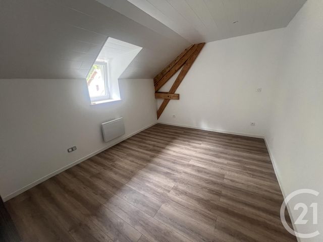 Appartement F5 &agrave; vendre - 5 pi&egrave;ces - 127,71 m2 - La Cluse Et Mijoux - 25 - FRANCHE-COMTE