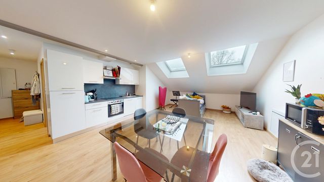 Appartement T3 à vendre - 3 pièces - 55,74 m2 - Pontarlier - 25 - FRANCHE-COMTE