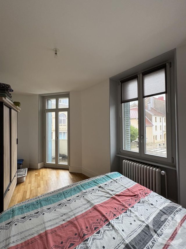 Appartement T3 à louer - 3 pièces - 83,36 m2 - Pontarlier - 25 - FRANCHE-COMTE