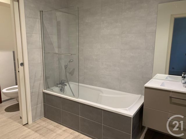 Appartement T3 à louer - 3 pièces - 83,36 m2 - Pontarlier - 25 - FRANCHE-COMTE