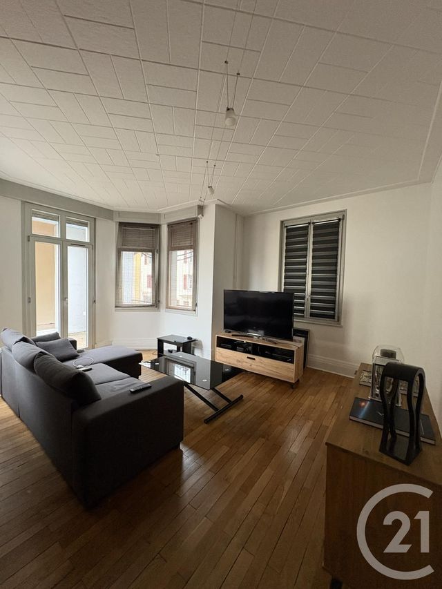 Appartement T3 à louer - 3 pièces - 83,36 m2 - Pontarlier - 25 - FRANCHE-COMTE
