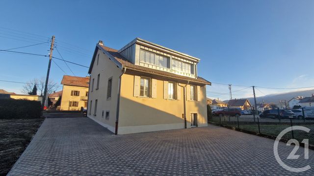 Appartement F2 à louer - 2 pièces - 61,39 m2 - Pontarlier - 25 - FRANCHE-COMTE