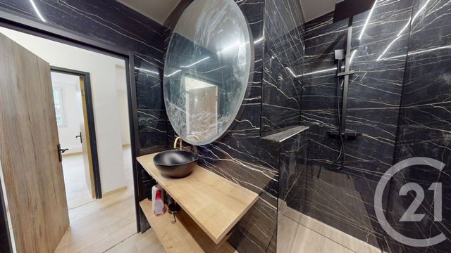 Appartement F3 à vendre - 3 pièces - 65 m2 - Pontarlier - 25 - FRANCHE-COMTE