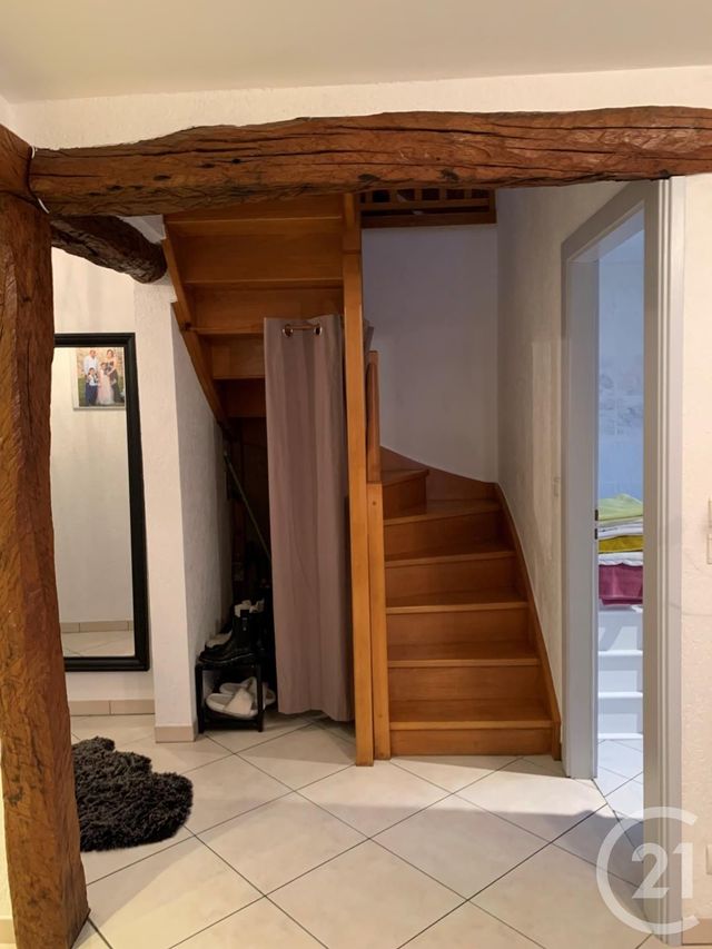 Afficher la photo en grand Appartement Duplex à louer - 3 pièces - 51,48 m2 - La Cluse Et Mijoux - 25 - FRANCHE-COMTE