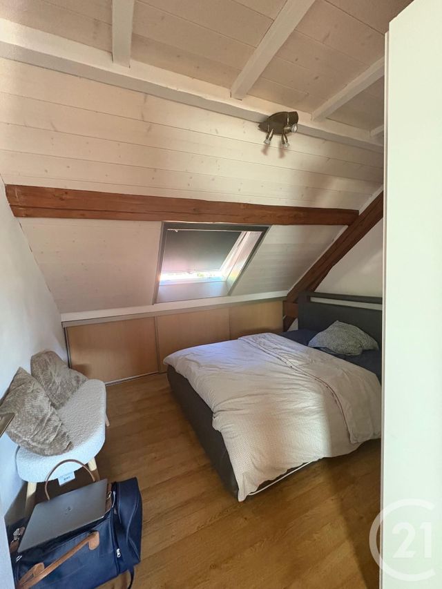 Afficher la photo en grand Appartement Duplex à louer - 3 pièces - 51,48 m2 - La Cluse Et Mijoux - 25 - FRANCHE-COMTE