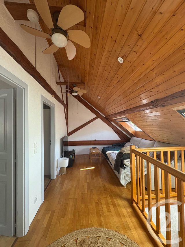 Afficher la photo en grand Appartement Duplex à louer - 3 pièces - 51,48 m2 - La Cluse Et Mijoux - 25 - FRANCHE-COMTE