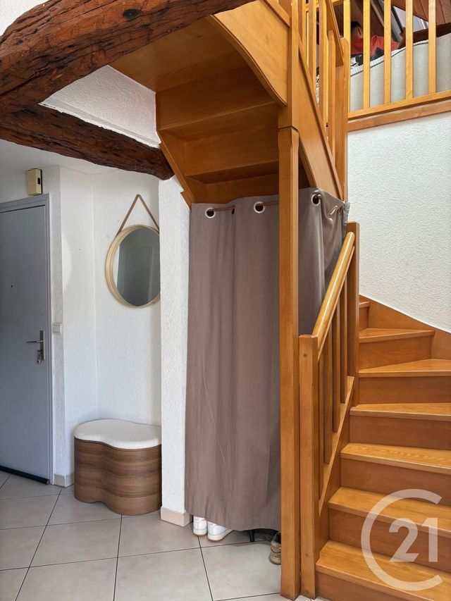 Afficher la photo en grand Appartement Duplex à louer - 3 pièces - 51,48 m2 - La Cluse Et Mijoux - 25 - FRANCHE-COMTE
