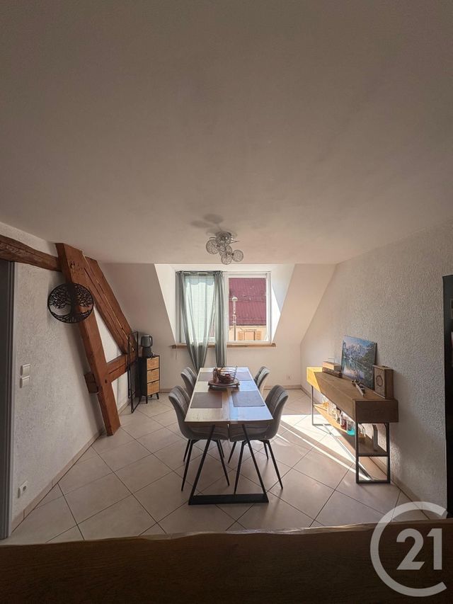 Afficher la photo en grand Appartement Duplex à louer - 3 pièces - 51,48 m2 - La Cluse Et Mijoux - 25 - FRANCHE-COMTE
