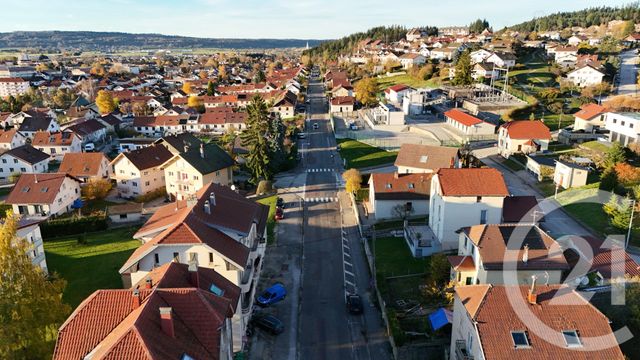 Appartement T3 à vendre - 3 pièces - 68 m2 - Pontarlier - 25 - FRANCHE-COMTE