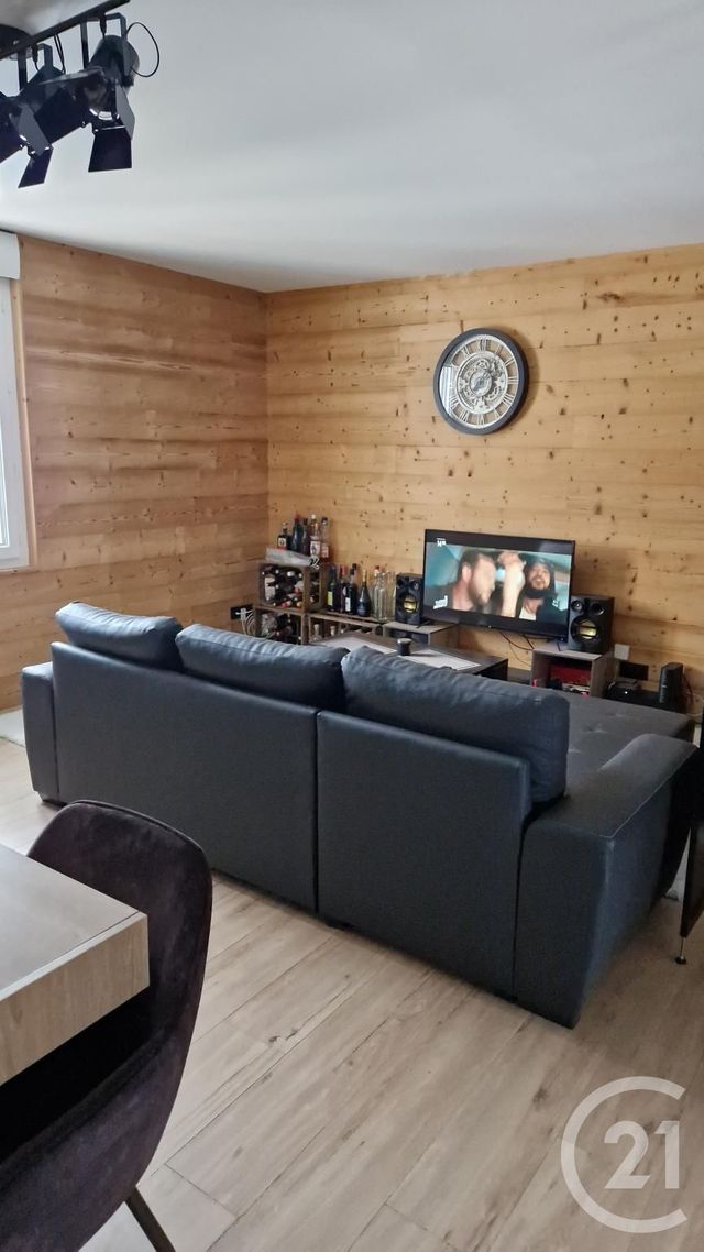 Appartement F4 à louer - 4 pièces - 93 m2 - Les Fourgs - 25 - FRANCHE-COMTE