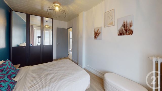 Appartement T3 à vendre - 3 pièces - 61,53 m2 - Pontarlier - 25 - FRANCHE-COMTE