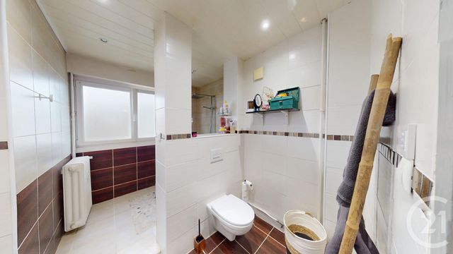 Appartement T3 à vendre - 3 pièces - 61,53 m2 - Pontarlier - 25 - FRANCHE-COMTE