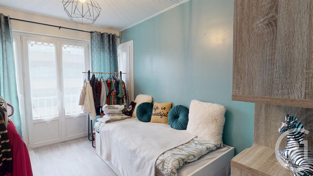 Appartement T3 à vendre - 3 pièces - 61,53 m2 - Pontarlier - 25 - FRANCHE-COMTE