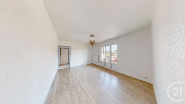 Appartement F4 à louer - 4 pièces - 72,84 m2 - Pontarlier - 25 - FRANCHE-COMTE