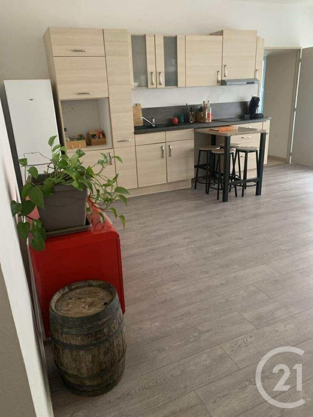Appartement F3 à louer - 3 pièces - 79,54 m2 - Pontarlier - 25 - FRANCHE-COMTE
