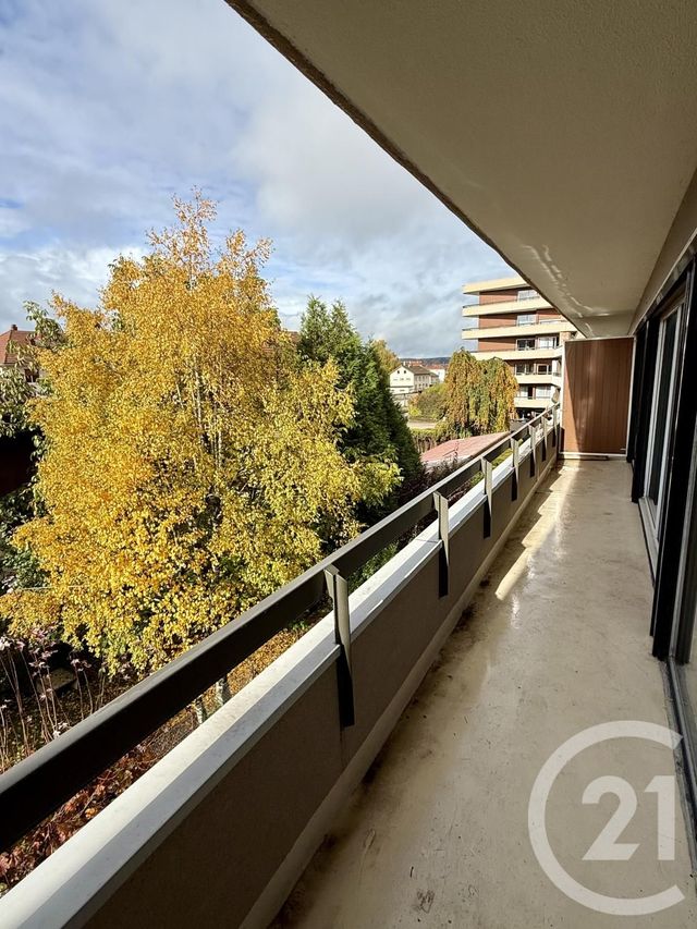 Afficher la photo en grand Appartement F3 à vendre - 4 pièces - 85 m2 - Pontarlier - 25 - FRANCHE-COMTE