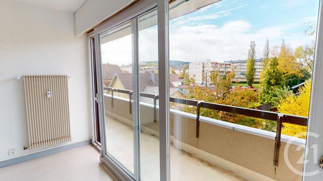 Afficher la photo en grand Appartement F3 à vendre - 4 pièces - 85 m2 - Pontarlier - 25 - FRANCHE-COMTE