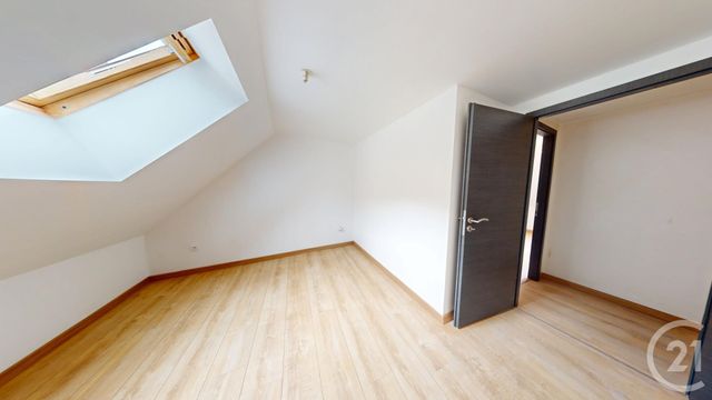 Appartement Duplex à louer - 3 pièces - 51,93 m2 - La Cluse Et Mijoux - 25 - FRANCHE-COMTE