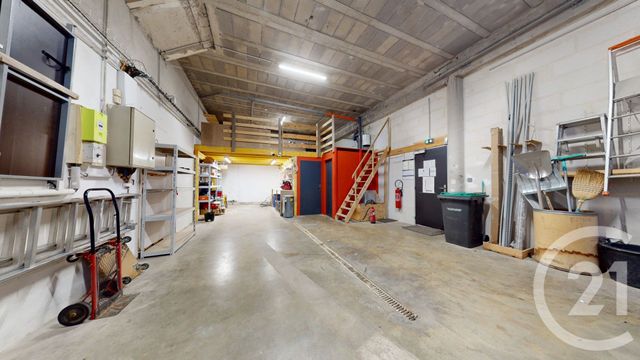 Appartement Local à vendre - 3 pièces - 103,14 m2 - Pontarlier - 25 - FRANCHE-COMTE