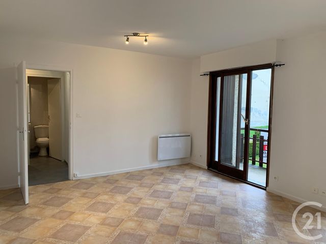 Appartement F1 &agrave; louer - 1 pi&egrave;ce - 37,81 m2 - Pontarlier - 25 - FRANCHE-COMTE