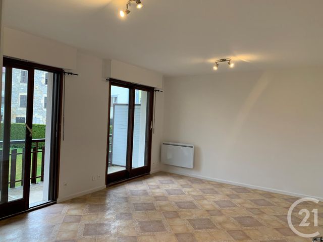 Appartement F1 &agrave; louer - 1 pi&egrave;ce - 37,81 m2 - Pontarlier - 25 - FRANCHE-COMTE