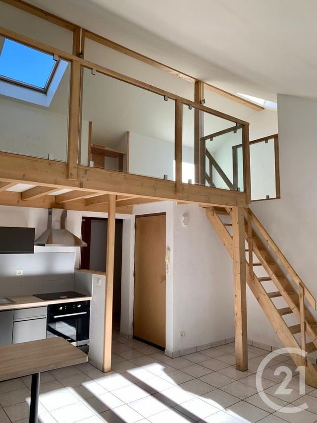 Appartement F4 à louer - 4 pièces - 95 m2 - Pontarlier - 25 - FRANCHE-COMTE
