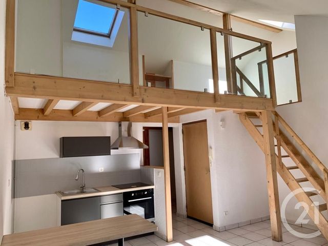 Appartement F4 à louer - 4 pièces - 95 m2 - Pontarlier - 25 - FRANCHE-COMTE
