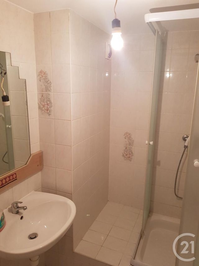 Appartement F4 à louer - 4 pièces - 95 m2 - Pontarlier - 25 - FRANCHE-COMTE