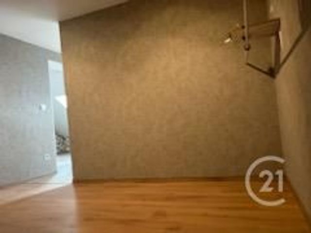 Appartement F4 à louer - 4 pièces - 107,65 m2 - Pontarlier - 25 - FRANCHE-COMTE