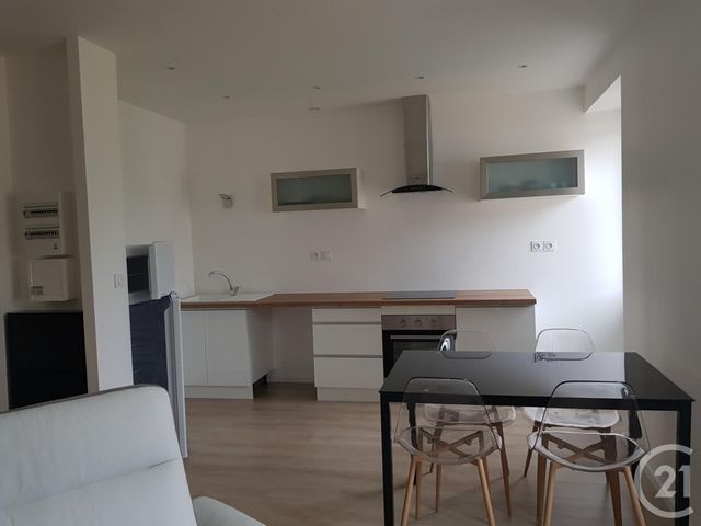 Appartement F2 &agrave; louer - 2 pi&egrave;ces - 41,81 m2 - Pontarlier - 25 - FRANCHE-COMTE