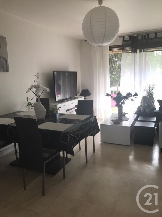 Appartement F3 &agrave; vendre - 3 pi&egrave;ces - 70,40 m2 - Pontarlier - 25 - FRANCHE-COMTE