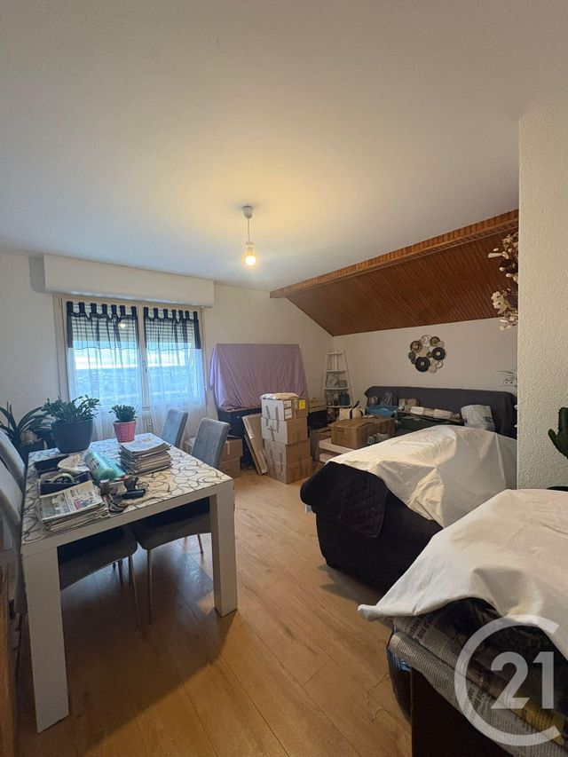 Appartement F3 &agrave; louer - 3 pi&egrave;ces - 76,45 m2 - Pontarlier - 25 - FRANCHE-COMTE