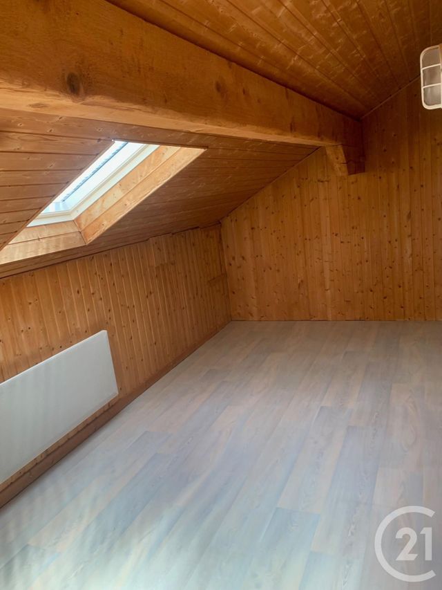 Appartement F3 &agrave; louer - 3 pi&egrave;ces - 76,45 m2 - Pontarlier - 25 - FRANCHE-COMTE