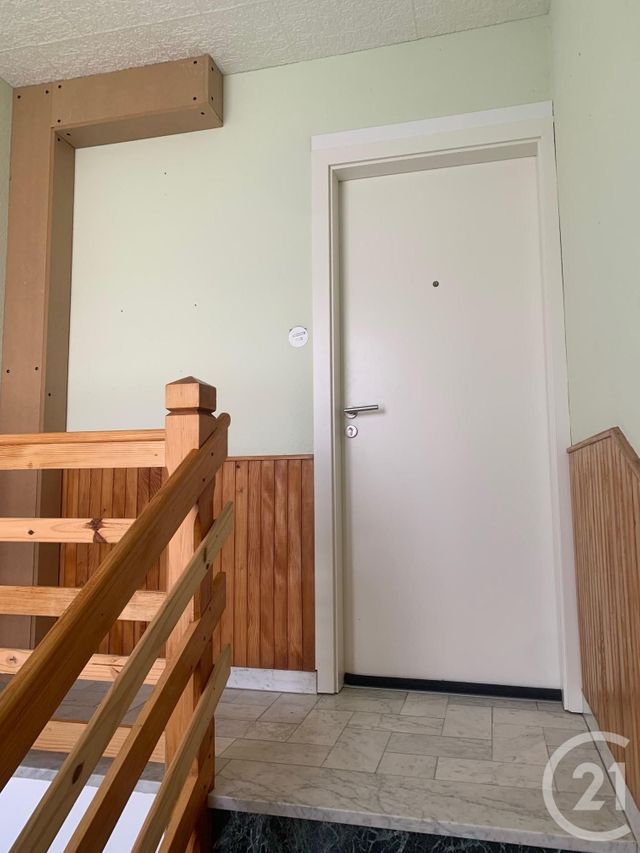 Appartement F3 &agrave; louer - 3 pi&egrave;ces - 76,45 m2 - Pontarlier - 25 - FRANCHE-COMTE