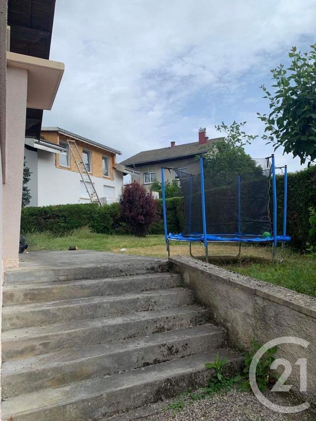 Appartement F3 &agrave; louer - 3 pi&egrave;ces - 76,45 m2 - Pontarlier - 25 - FRANCHE-COMTE