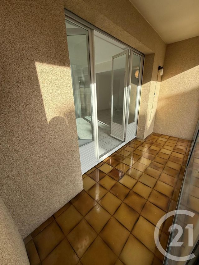 Appartement F3 &agrave; louer - 3 pi&egrave;ces - 123,78 m2 - Pontarlier - 25 - FRANCHE-COMTE