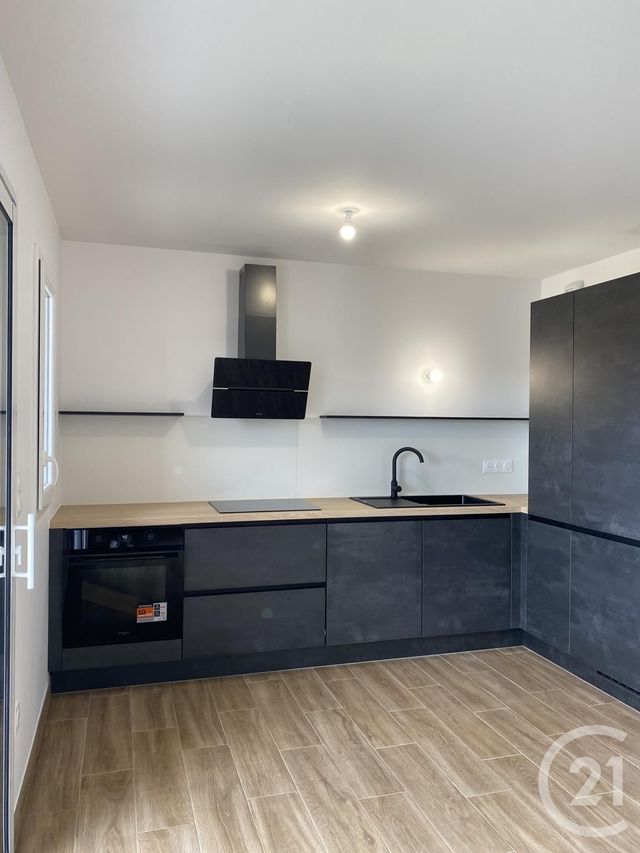 Appartement F3 &agrave; louer - 3 pi&egrave;ces - 81,93 m2 - Pontarlier - 25 - FRANCHE-COMTE