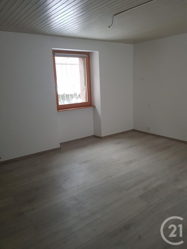 Appartement F6 &agrave; louer - 6 pi&egrave;ces - 145 m2 - Vaux Et Chantegrue - 25 - FRANCHE-COMTE