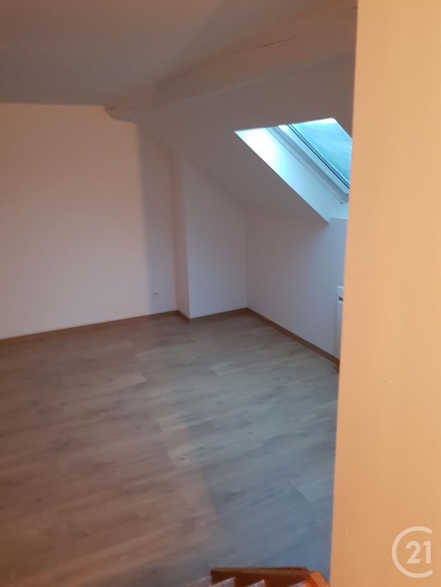 Appartement F6 &agrave; louer - 6 pi&egrave;ces - 145 m2 - Vaux Et Chantegrue - 25 - FRANCHE-COMTE