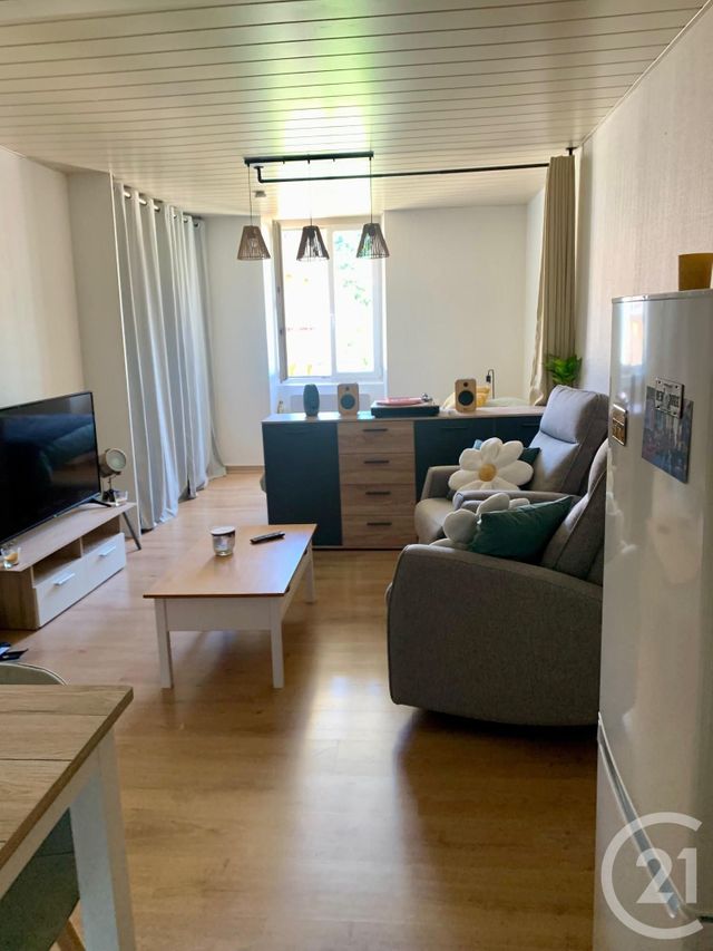 Appartement F1 &agrave; louer - 2 pi&egrave;ces - 35,23 m2 - Pontarlier - 25 - FRANCHE-COMTE