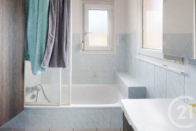 Appartement F2 &agrave; vendre - 2 pi&egrave;ces - 55 m2 - Pontarlier - 25 - FRANCHE-COMTE