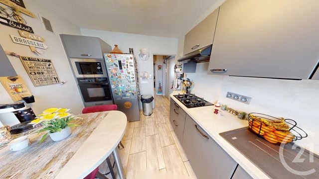Appartement T3 &agrave; vendre - 3 pi&egrave;ces - 68,20 m2 - Pontarlier - 25 - FRANCHE-COMTE