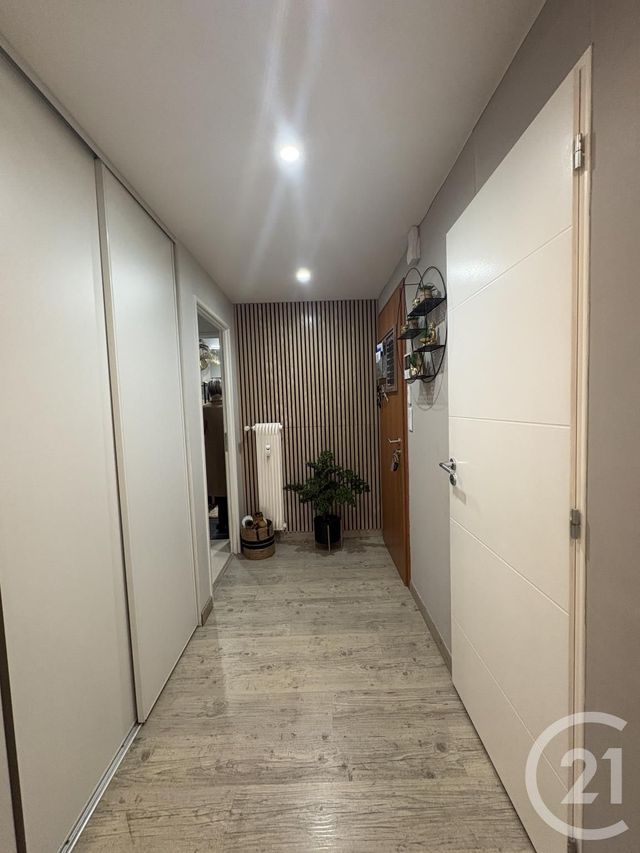 Appartement F4 &agrave; louer - 4 pi&egrave;ces - 98 m2 - Pontarlier - 25 - FRANCHE-COMTE