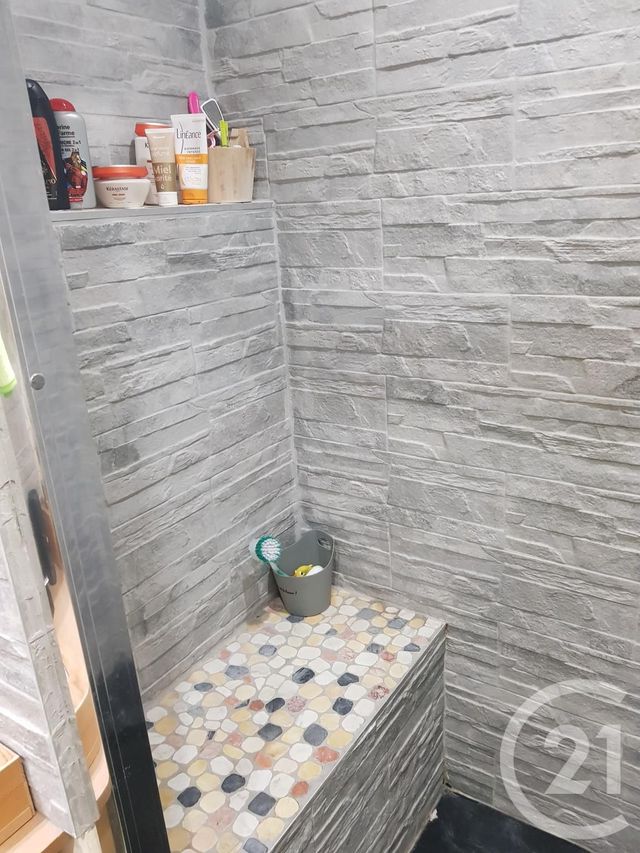 Appartement F4 &agrave; louer - 4 pi&egrave;ces - 98 m2 - Pontarlier - 25 - FRANCHE-COMTE